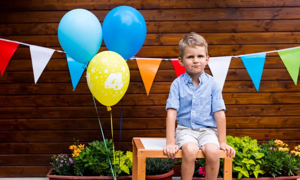 prezent dla małego chłopca